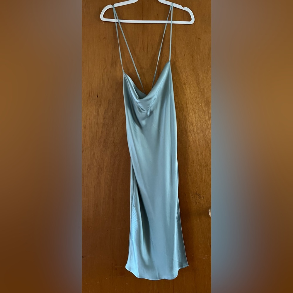 Satin dress with leg slit